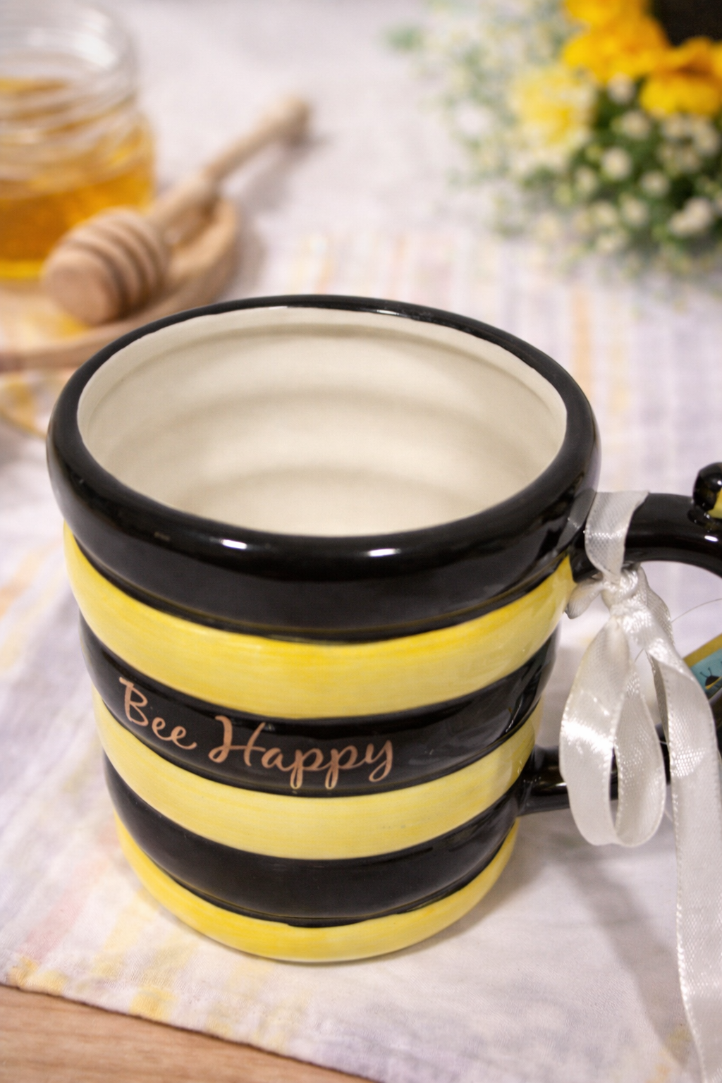 bee Happy porcelain Mug