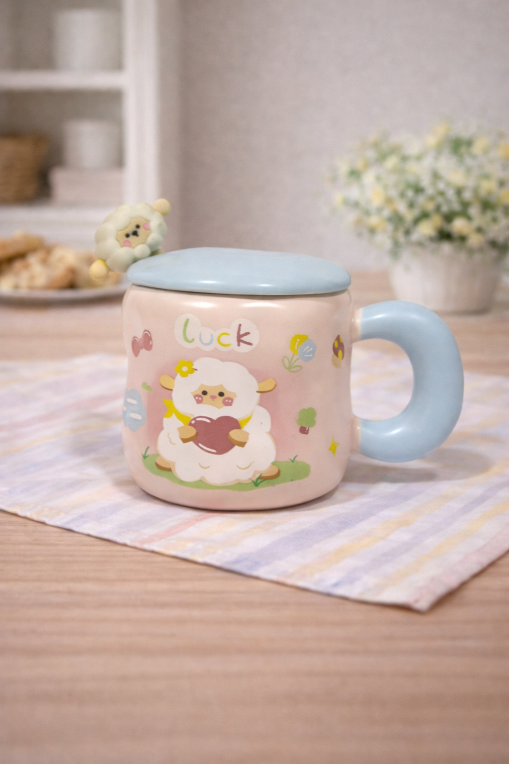 Lucky Sheep porcelain Mug with Lid