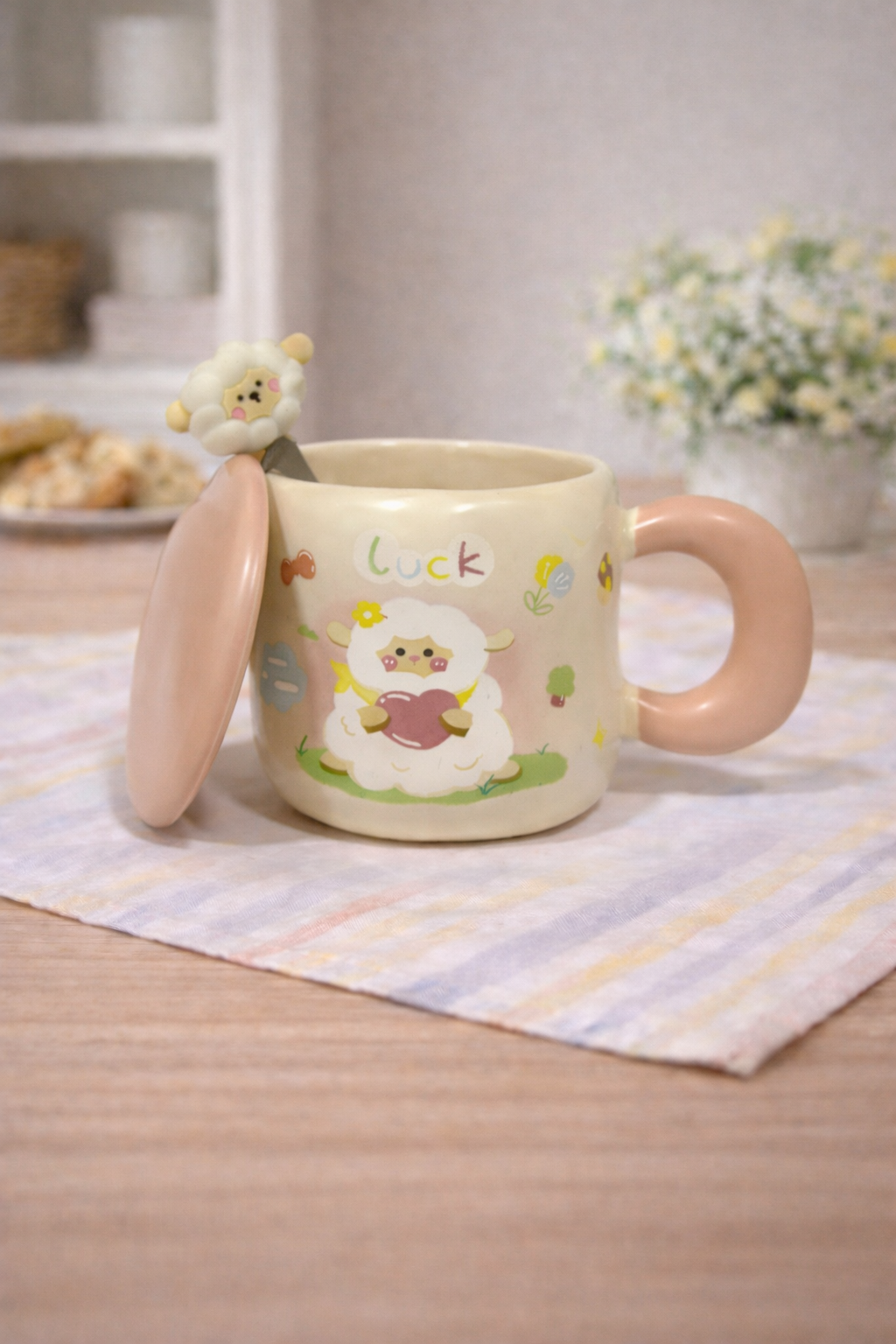 Lucky Sheep porcelain Mug with Lid